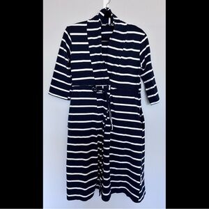 Gownies Mastectomy Robe – Navy & White Stripe – Excellent Condition